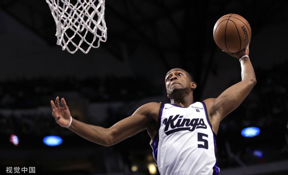 并强调所有 并强调所有