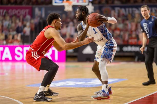 尽管赛事中 尽管赛事中