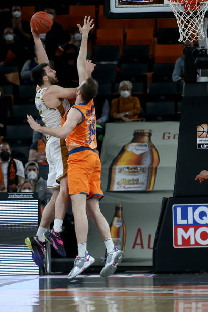 骑士板凳利 骑士板凳利